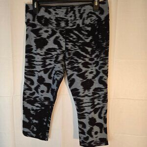 Grey and Black Nike Capris Leggings